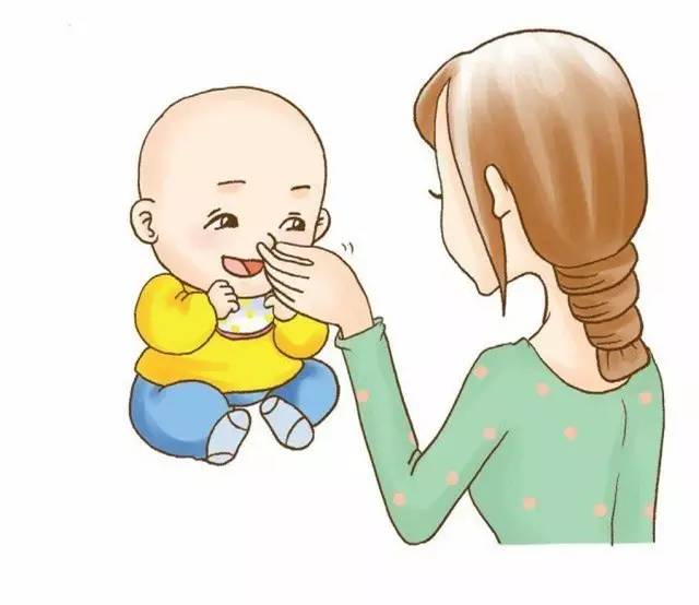 11 拧宝宝面颊危险动作： 亲朋好友常常喜欢用手拧宝宝的面颊，其实，这样很容易让宝宝受伤。